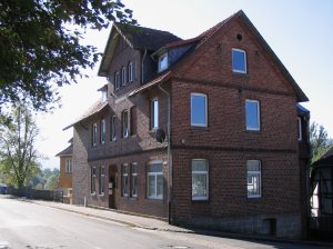 Das ehemalige Knabenhaus im Herbst 2006